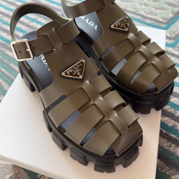 BNEW PRADA MEN MONOLITH SANDALS COMPLETE W/ BOX , TAGS UNUSED SIZE 7US 6UK - Picture 4 of 8